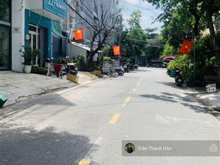 Bán nhà c4 gốc 2 mặt phố  trung tâm quận 7  nở hậu  nhỉnh 7 tỷ
