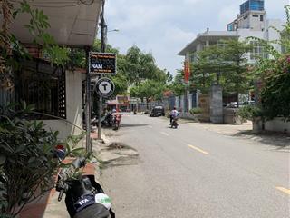 Nhà mặt phố hoa lâm đường 3 ô tô tránh, vỉa hè kinh doanh buôn bán lý tưởng.
