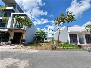Kẹt tiền bán đất 120m2 gần chợ đông thành, đức huệ, long an thanh toán 600triệu nhận sổ hồng riêng