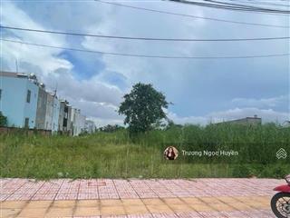 Bán lô đất đẹp đường bờ kinh, phường 3 gần công viên truyền hình vĩnh long 120m2 giá 600triệu shr