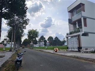 Bán gấp đất đ. lê quang đạo, gần chợ phường 10, thành phố sóc trăng 110m2/600triệu. shr