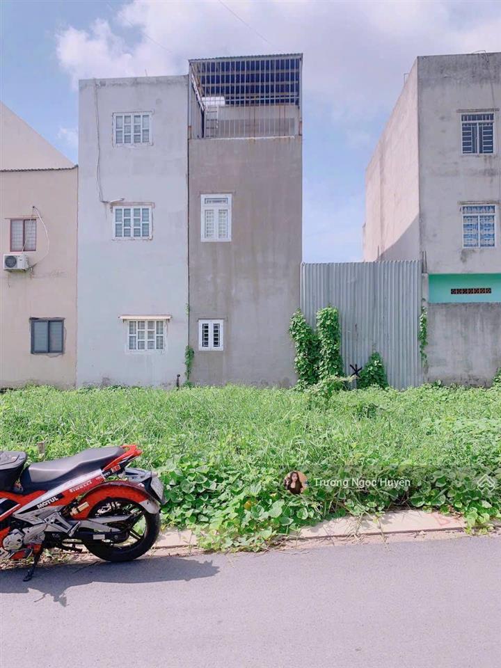 Bán đất mặt tiền đường trần thị thơm, phường 9, gần chợ tp mỹ tho, tiền giang 120m2/500triệu. shr