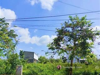Kẹt tiền bán đất đ. nguyễn văn linh, mỹ xuyên, long xuyên, gần đại học an giang 120m2/650tr. sổ sẵn