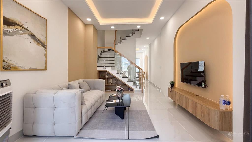 65m2! hxh! bán nhà 4 tầng nguyễn trọng tuyển, p15. ngay nguyễn văn trỗi, hoàng văn thụ, ngã tư pn.