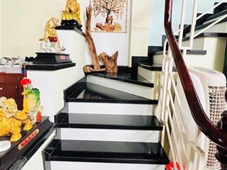 Bán gấp nhà quận 10 ngay vòng xoay dân chủ  chủ xây tâm huyết  4 tầng btct  mới ở ngay