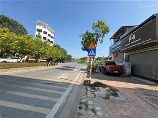Chính chủ cần bán 100m2, mt 5m đất đấu giá phân lô giang biên, mặt đường đôi 30m, vỉa hè rộng 6m