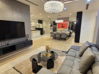 Căn góc đông nam 4pn tầng trung park hill