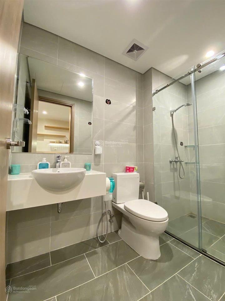 Studio vinhomes q9 giá sinh viên 4,5 triệu/tháng cho căn trống, ở 2 người siêu tiết kiệm