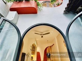 Nhà 3 tầng, sân vườn thoáng, sát mặt tiền lê quang định, bình thạnh, 42m2, 3pn, 6.2tỷ tl tốt