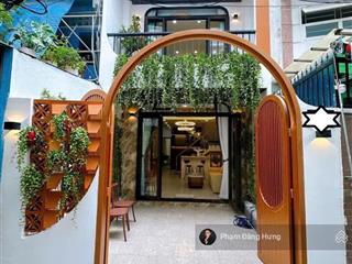 Phú nhuậnnhà đẹp ở ngay, oto cách nhà 10m, hẻm 3m thích quảng đức, 2 tầng, 53,7m2, 3pn, 7.4tỷ tl