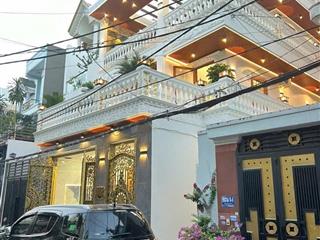 Biệt thự 8x20. 3 tầng. khu vip phân lô. hẻm 7m thông. 8pn. hơn 10 tỷ