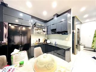 Trung tâm đống đa 7tầng, thang máy  view hồ triệu đô  mặt tiền bề thế  nội thất xịn nhỉnh 13tỷ