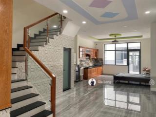 Chính chủ bán biệt thự 3 lầu kdc khang an, phú hữu, quận 9, sổ cá nhân, hoàn công200m2 tặng 300m2