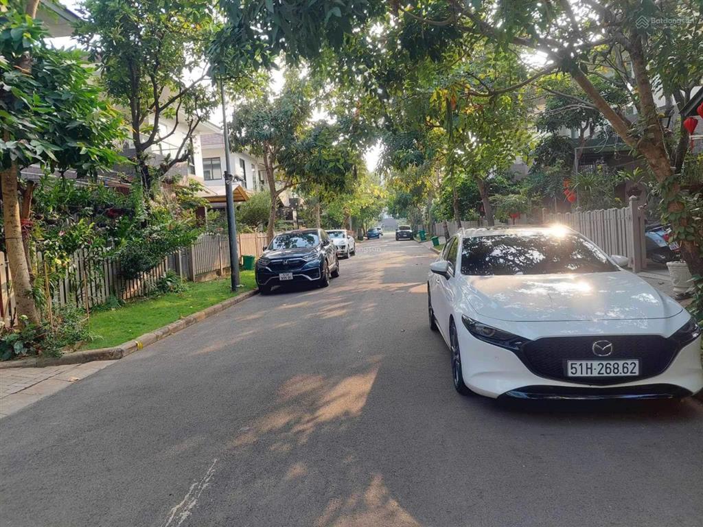 Hàng ngộp ngân hàng chính chủ bán nhanh biệt thự valora kikyo, view hồ bơi giá 21.5 tỷ