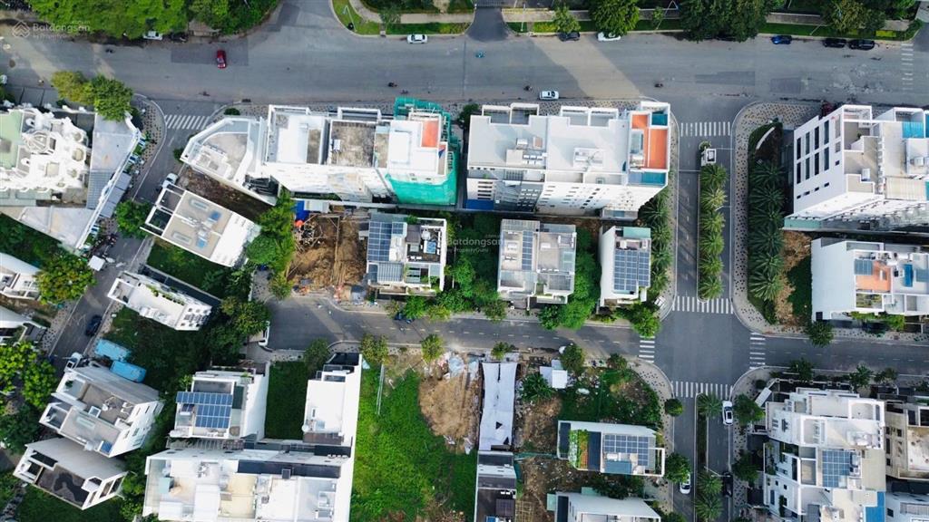 Chính chủ gửi bán căn nhà phố 1 hầm 3 lầu saigon mystery giá 37 tỷ đang cho thuê 60 triệu/ tháng