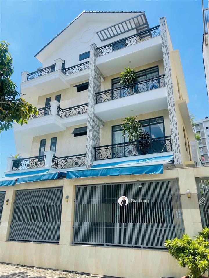 Chính chủ gửi bán nền đường trục chính 16m hướng đông, kdc nam phan, 162m2 giá 95 triệu/m2