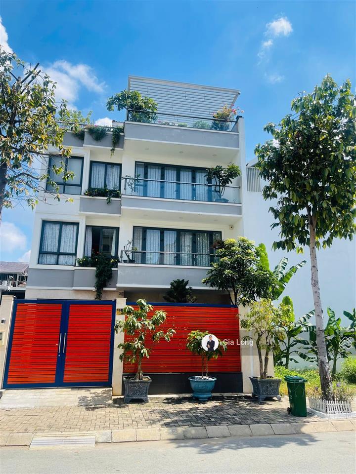 Chính chủ gửi bán nền đường trục chính 16m hướng đông, kdc nam phan, 162m2 giá 95 triệu/m2