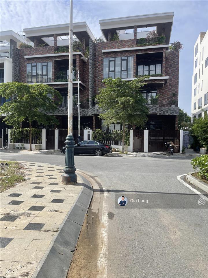 Chính chủ gửi bán căn biệt thự thô 280m2 ngang 14m, vị trí đẹp yên tĩnh giá 87 tỷ