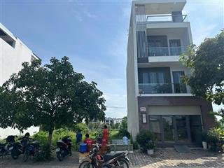 Chủ kẹt tiền cần bán gấp lô đất 83,3m2 (5 x 16,66m) trong kdc phạm văn hai. sổ hồng sẵn
