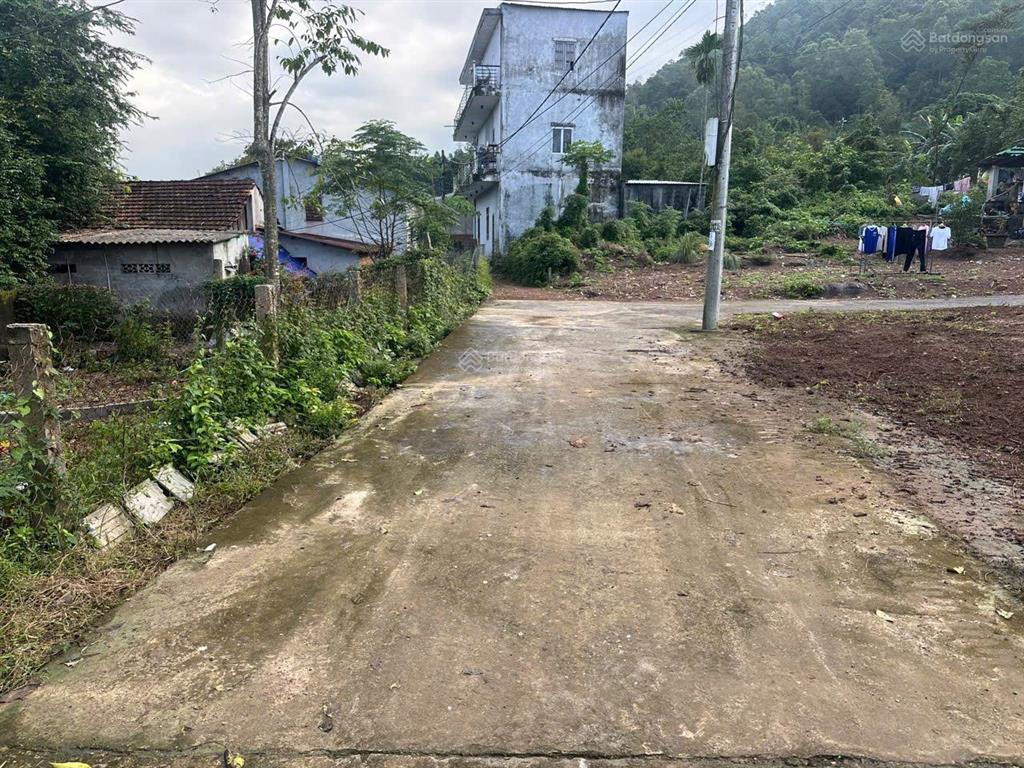 Bán lô đất 3 mặt tiền hòa sơn, hòa vang, đà nẵng, giá chỉ 1,890 tỷ,  0934 888 ***