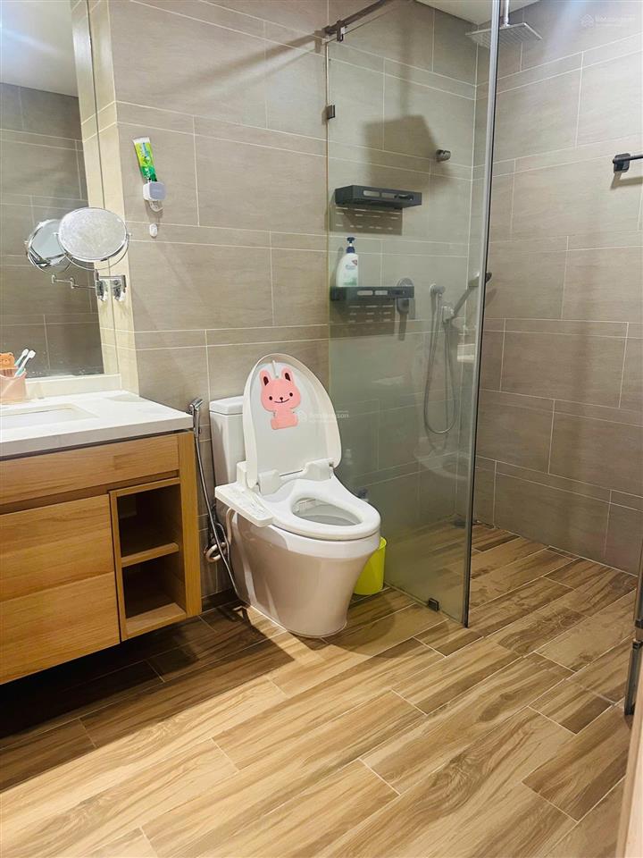 Giá thật cần bán home city 177 trung kính. 70m2 giá 7tỷ2 2n 2w. bao phí sẵn sổ full nội thất