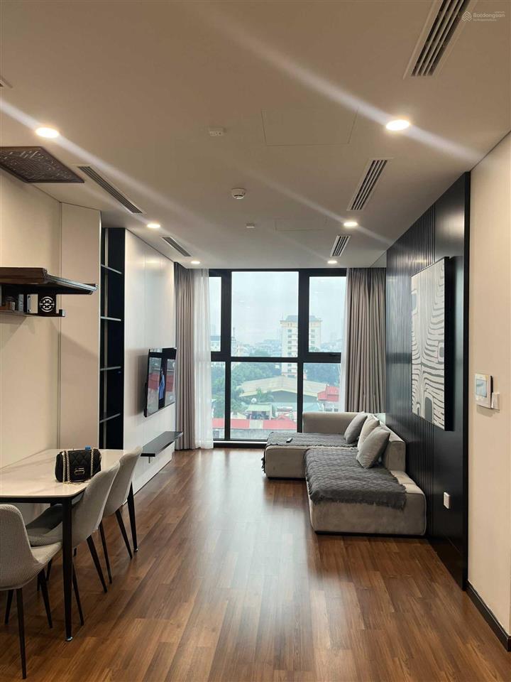 Chính chủ bán căn hộ central field 219 trung kính, cầu giấy, dt 71m2 6.9 tỷ sẵn sổ full nội thất