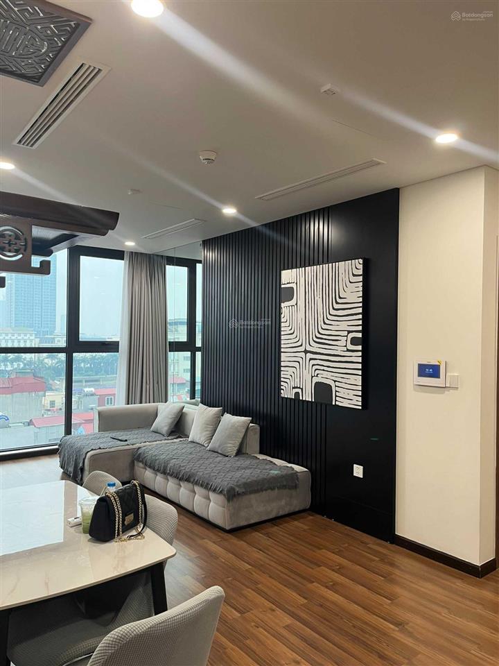 Chính chủ bán căn hộ central field 219 trung kính, cầu giấy, dt 71m2 6.9 tỷ sẵn sổ full nội thất