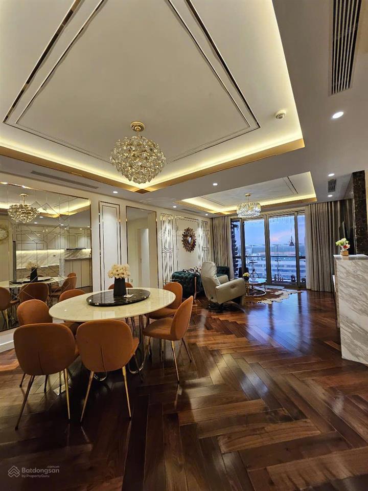 Bán căn hộ riverpark premier cạnh trường ssis, view sông, nhà mới chỉ việc sách vali vào ở ngay