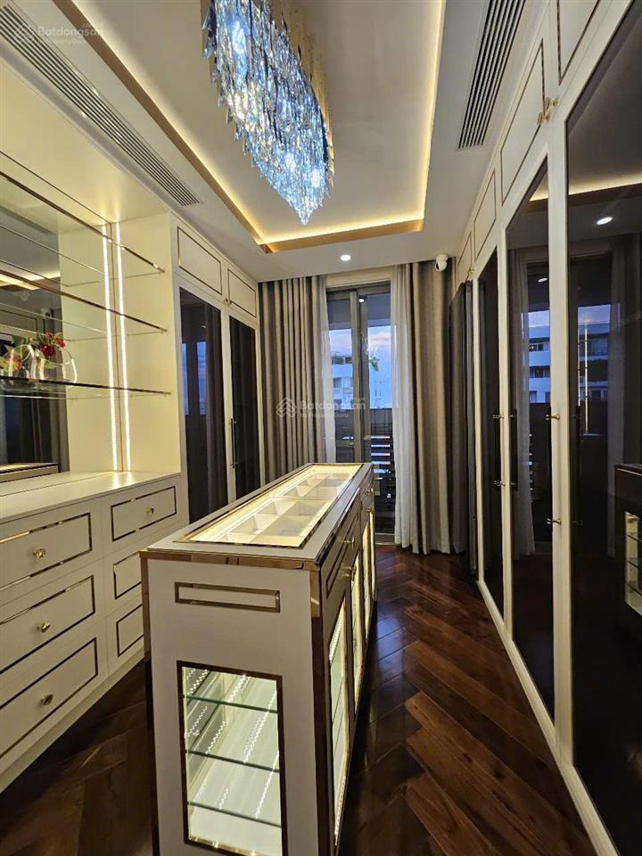 Bán căn hộ riverpark premier cạnh trường ssis, view sông, nhà mới chỉ việc sách vali vào ở ngay