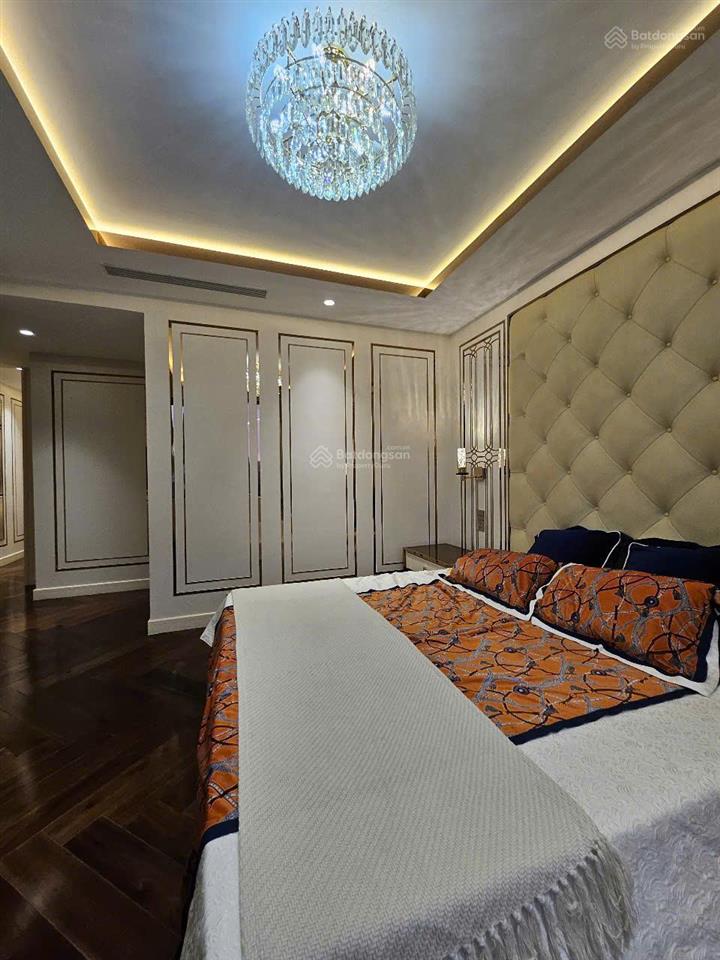 Bán căn hộ riverpark premier cạnh trường ssis, view sông, nhà mới chỉ việc sách vali vào ở ngay