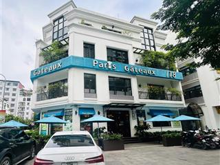 Nhà mặt phố mặt tiền 20m tại phố trần thái tông diện tích sàn 320m2 nhà 5 tầng có thang máy và pccc