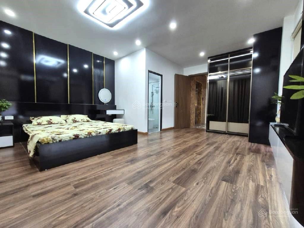 Bán nhà tam trinh 35m2 x 5t thang máy, ô tô đỗ cổng, mt 5m, nhỉnh 6 tỷ, sổ đỏ chính chủ