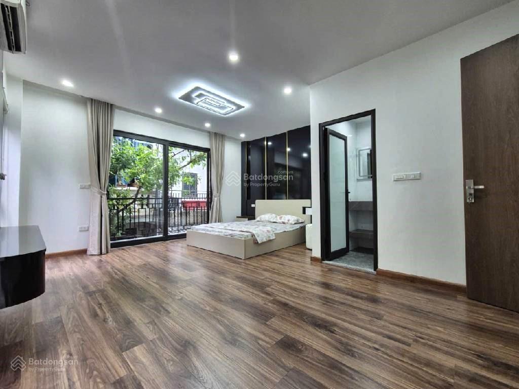 Bán nhà tam trinh 35m2 x 5t thang máy, ô tô đỗ cổng, mt 5m, nhỉnh 6 tỷ, sổ đỏ chính chủ