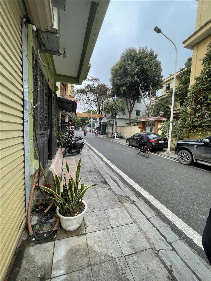 Bán nhà nở hậu mặt phố trần quốc toản, view đẹp hot, gần ngã 3 phong thủy đón lộc