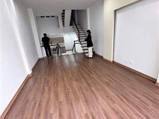 Cho thuê nhà Phân Lô ngõ 106 Hoàng Quốc Việt, Cầu Giấy 70m x 5T giá 30tr, Ô TÔ - KD