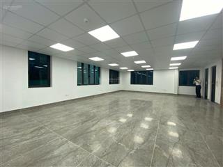 Lung linh mặt phố yên lãng  chính chủ cho thuê slot cuối cùng sàn 70m2 giá tốt
