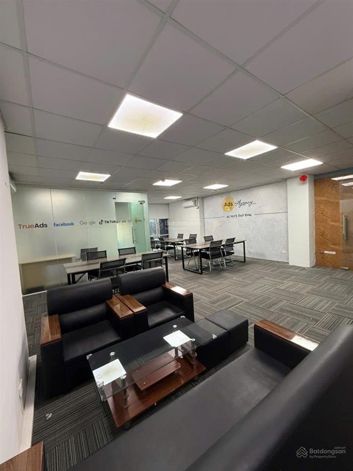 Nguyễn phong sắc  sàn mới 100% mặt tiền full kính 70m2 giá chỉ từ 15tr/tháng