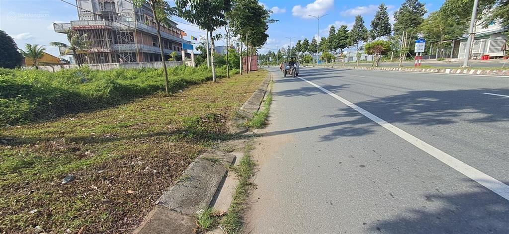 Bán đất mt huỳnh tấn phát, phú hưng, bến tre, 10 tỷ==786 m2 thổ cư. (20x40m)