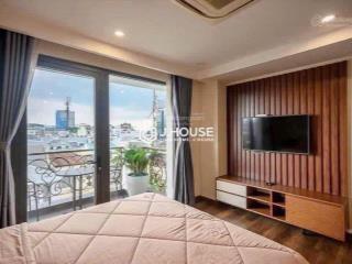 Thuê căn hộ 40m2 ban công view landmark81 full nội thất