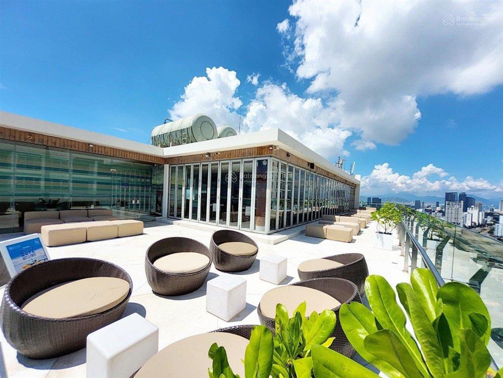 Chính chủ bán gấp căn 2pn à la carte, view biển, sẵn sổ vĩnh viễn, tặng nội thất, giá tốt