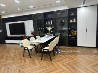 Em cần bán căn 166m2 4 ngủ 4vs chung cư cao cấp 6th element, xuân la, tây hồ.  0818 340 ***