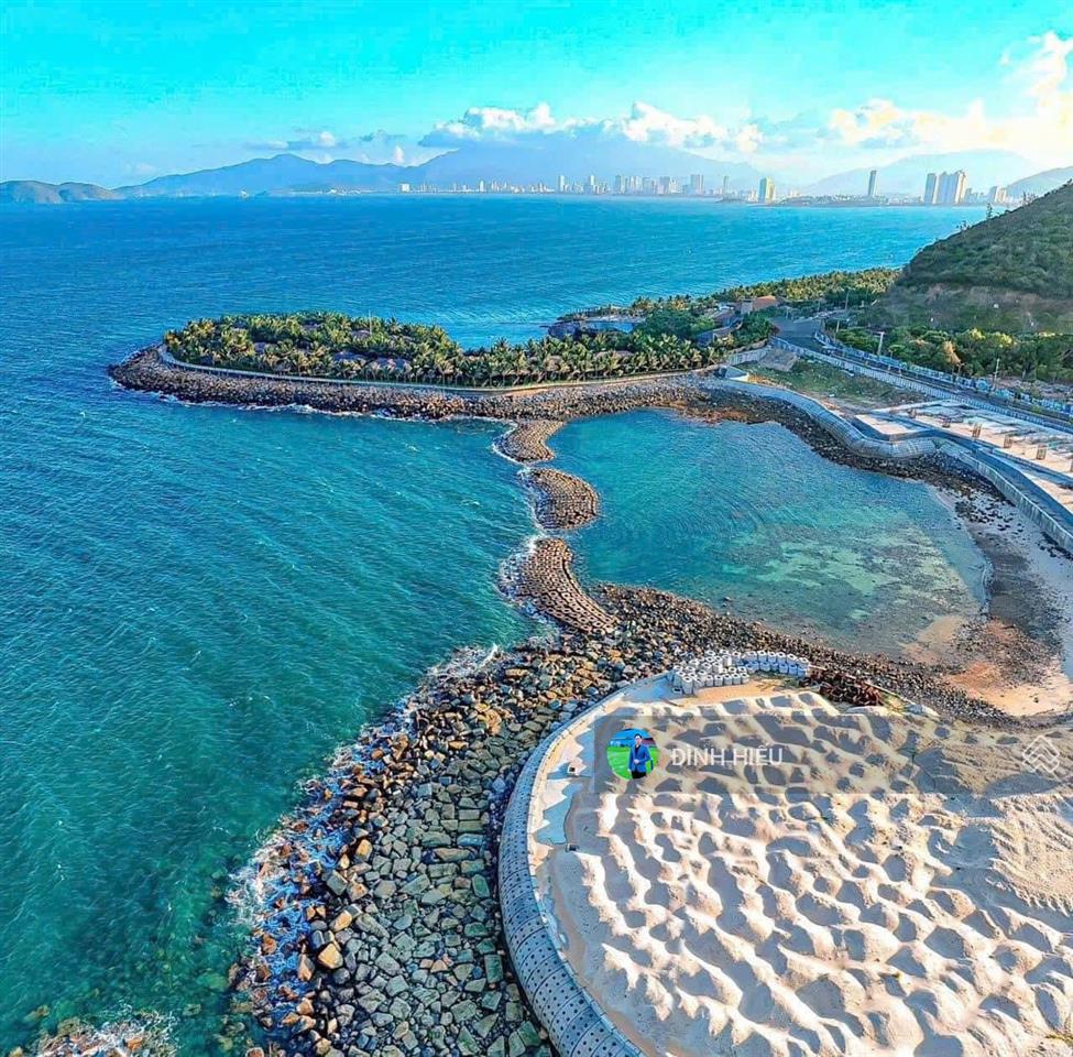 Bán 2 căn liền kề the paramont libera nha trang, 75m2 + 50m2, đầy đủ nội thất, hướng đông nam