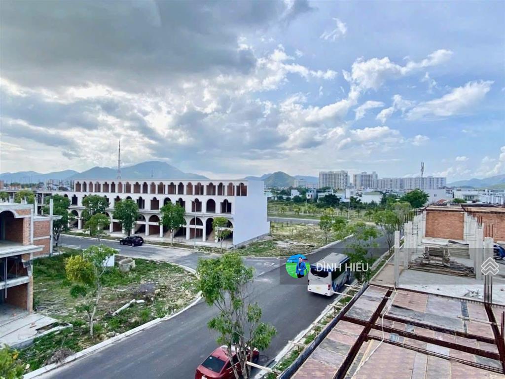 Bán nhà mặt phố kvg mozzadiso nha trang, 6,67 tỷ, 100m2, hot