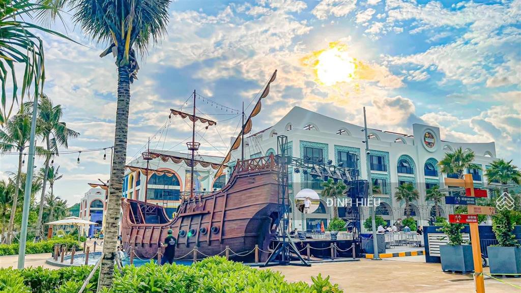 Bán condotel hàng hiếm tại libera nha trang, 4,8 tỷ, 75,9m2