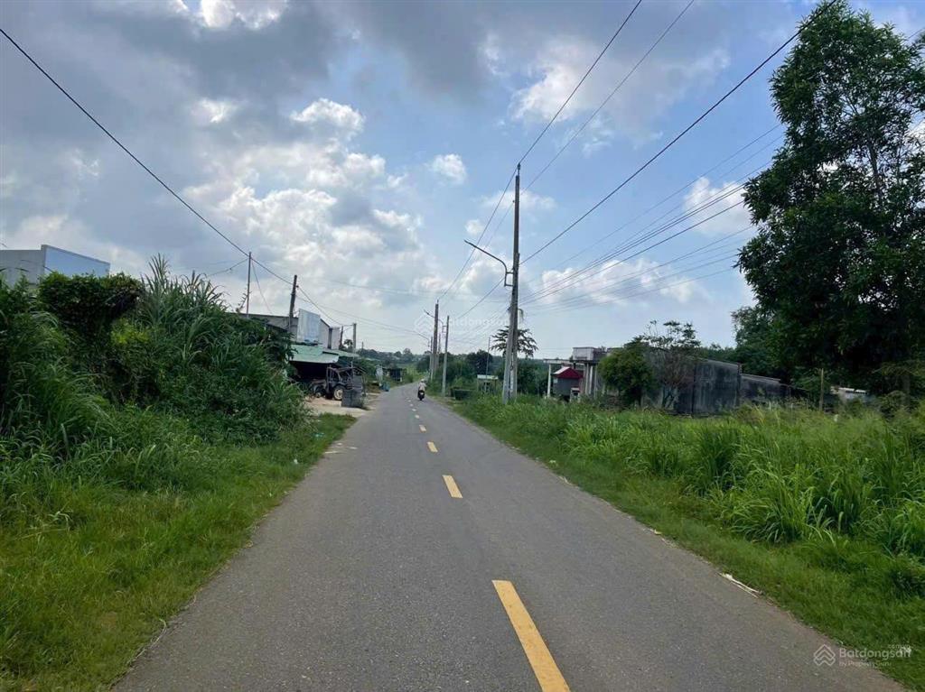 Chủ ngộp! bán nhanh 262m2 + 100m2 thổ cư 540tr bao sổ ngay ubnd