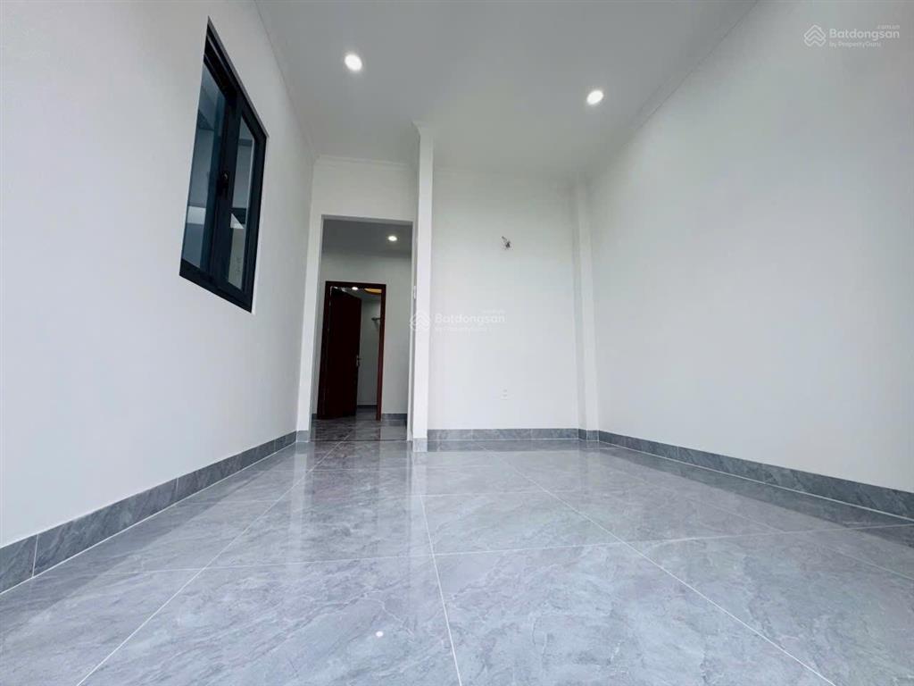 Nhà 4 tầng mới xây tặng nội thất đường 40 hiệp bình chánh 7.9 tỷ