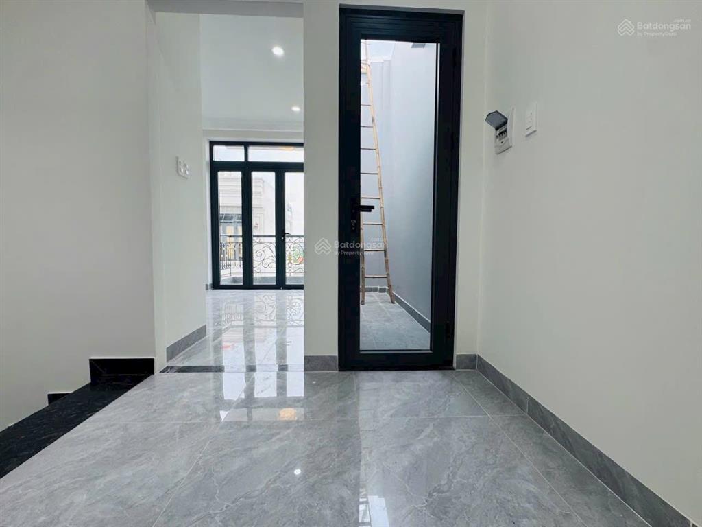 Nhà 4 tầng mới xây tặng nội thất đường 40 hiệp bình chánh 7.9 tỷ