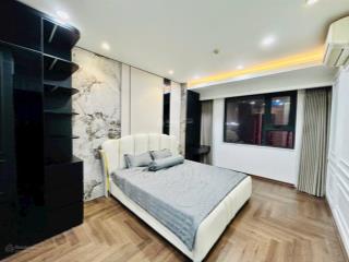 Căn hộ tòa vimeco. dt 136m2 thiết kế 3pn 2wc full nội thất mới sửa. giá bán 10,8 tỷ