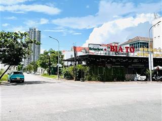 Chủ gửi bán ô góc vựng đâng đối diện bia tô. diện tích 298m. hướng tây