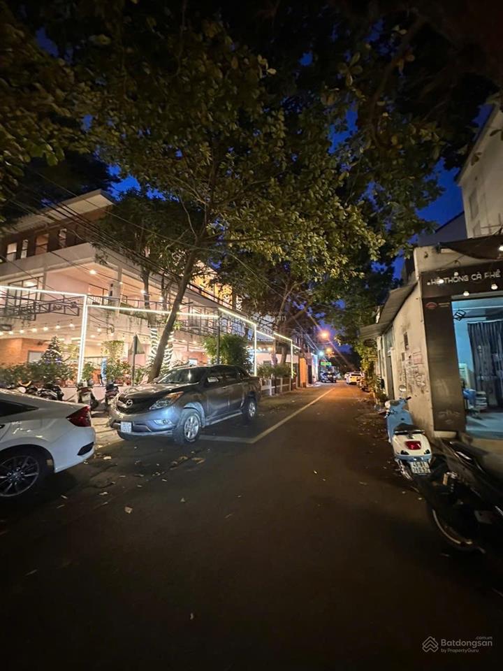 Bán căn góc 2 mặt tiền lam sơn, p phước hoà, nha trang, 449m2 ngang 18m vị trí đẹp